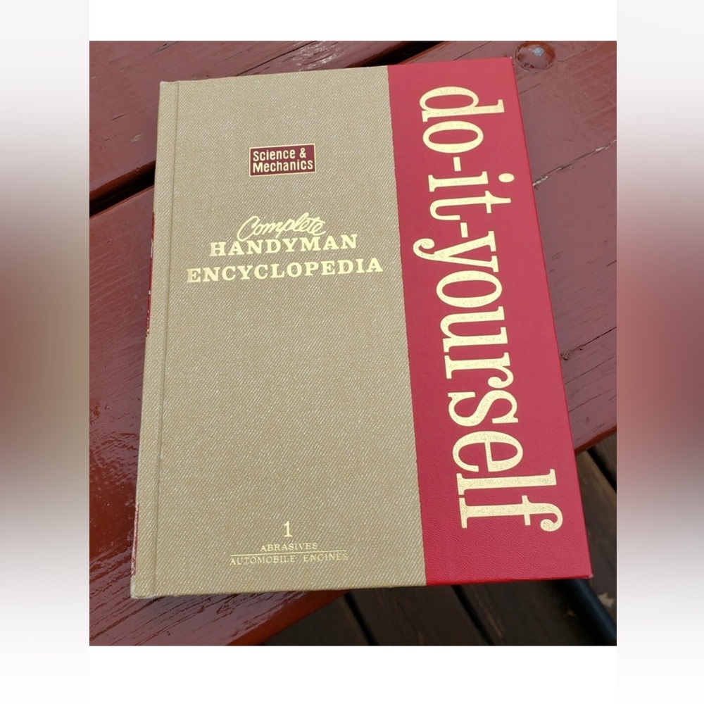 Science & Mechanics Complete Handyman Encyclopedia Do-It-Yourself  Book